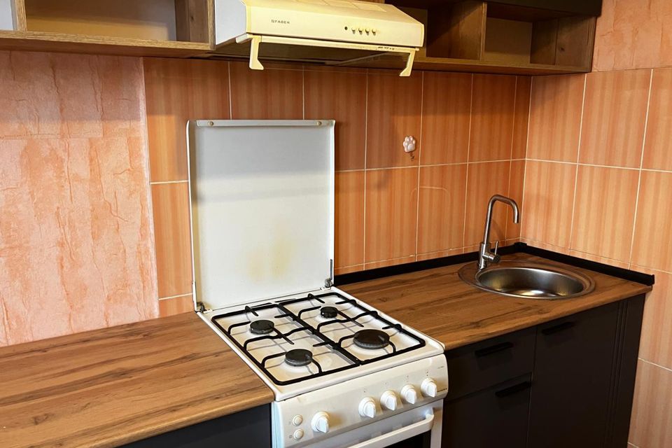 Продаётся 3-комнатная квартира, 64.2 м²