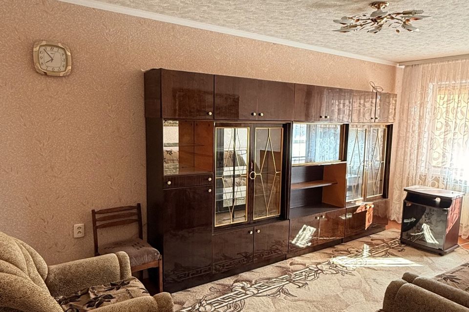 Продаётся 3-комнатная квартира, 61.7 м²