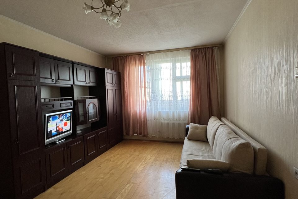 Продаётся 1-комнатная квартира, 37.7 м²