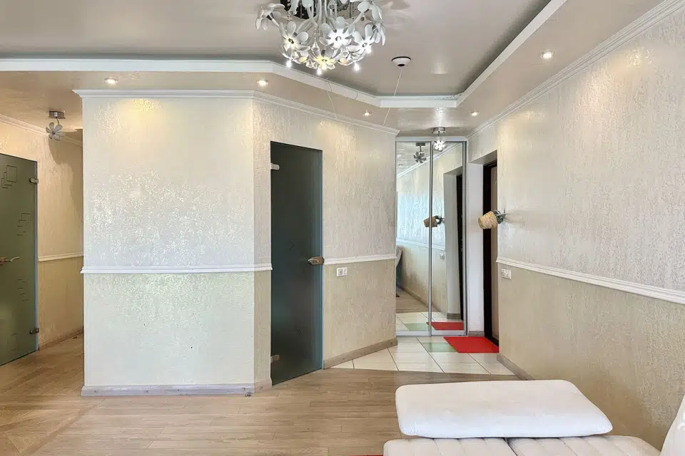 Продаётся 2-комнатная квартира, 82.5 м²