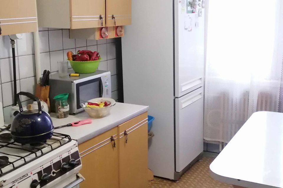 Продаётся 4-комнатная квартира, 82.4 м²