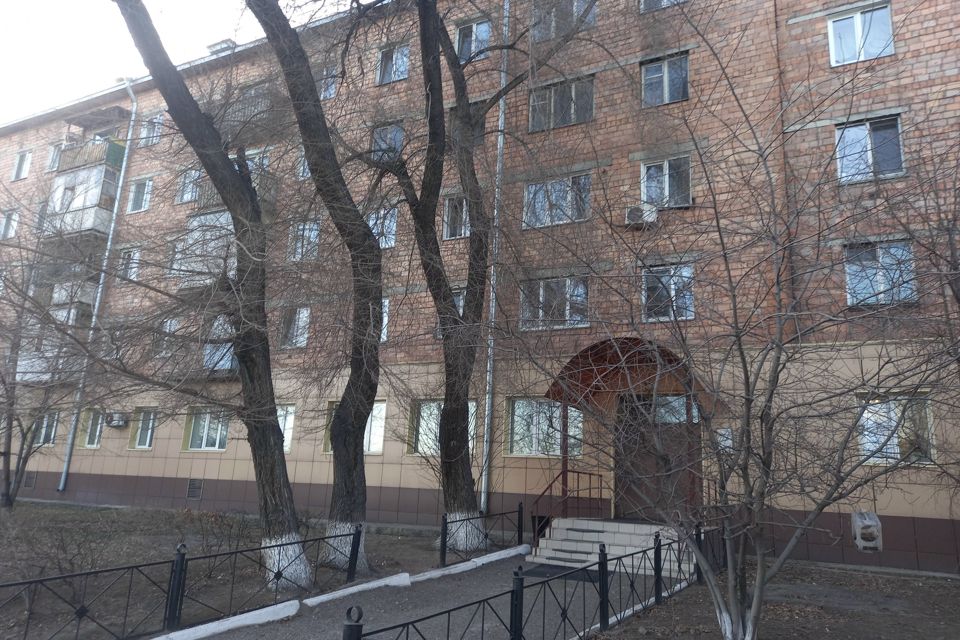 Продаётся 3-комнатная квартира, 60 м²