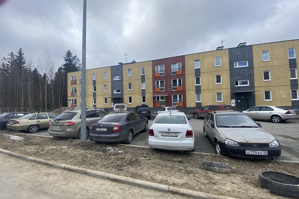 Продаётся 3-комнатная квартира, 76.2 м²
