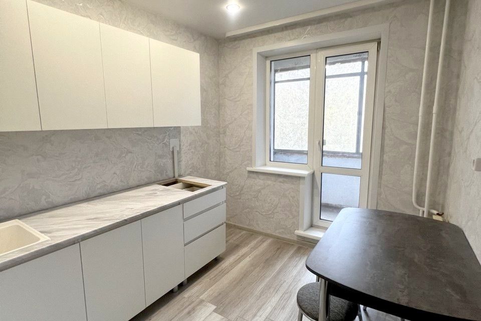 Продаётся 3-комнатная квартира, 59.7 м²