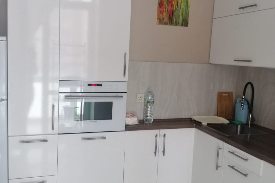 Продаётся 2-комнатная квартира, 55 м²