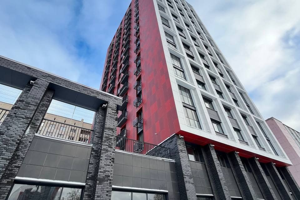 Продаётся 1-комнатная квартира, 42.3 м²