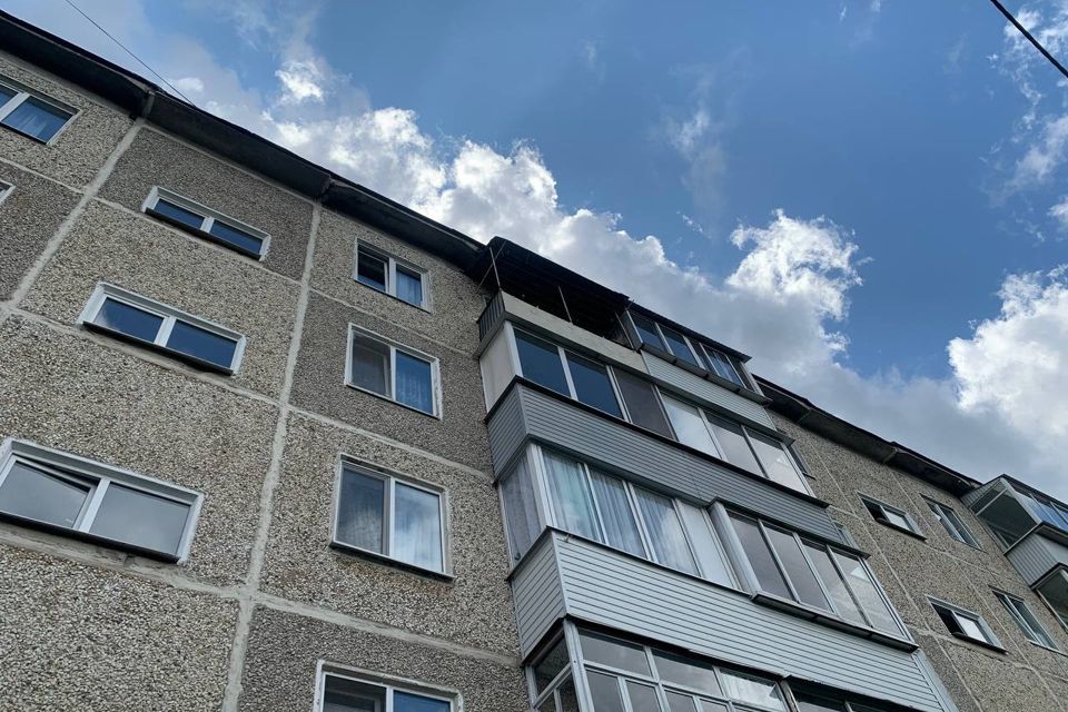 Продаётся 3-комнатная квартира, 58.9 м²