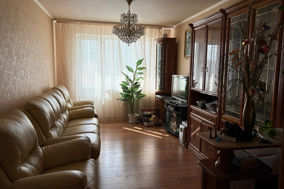 Продаётся 4-комнатная квартира, 85.5 м²