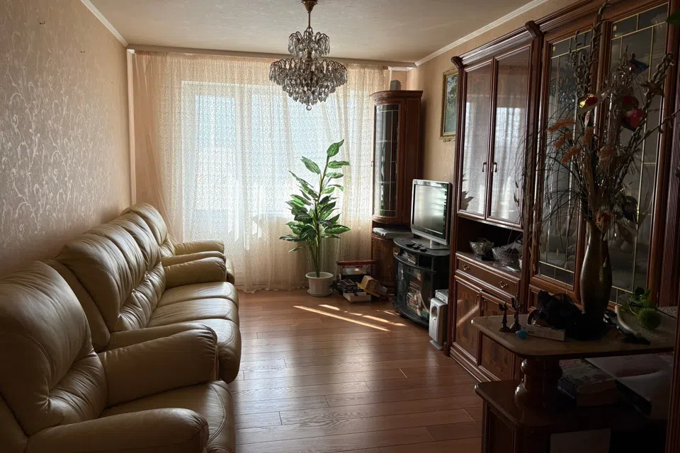 Продаётся 4-комнатная квартира, 85.5 м²