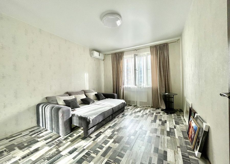 Продаётся 1-комнатная квартира, 38.5 м²