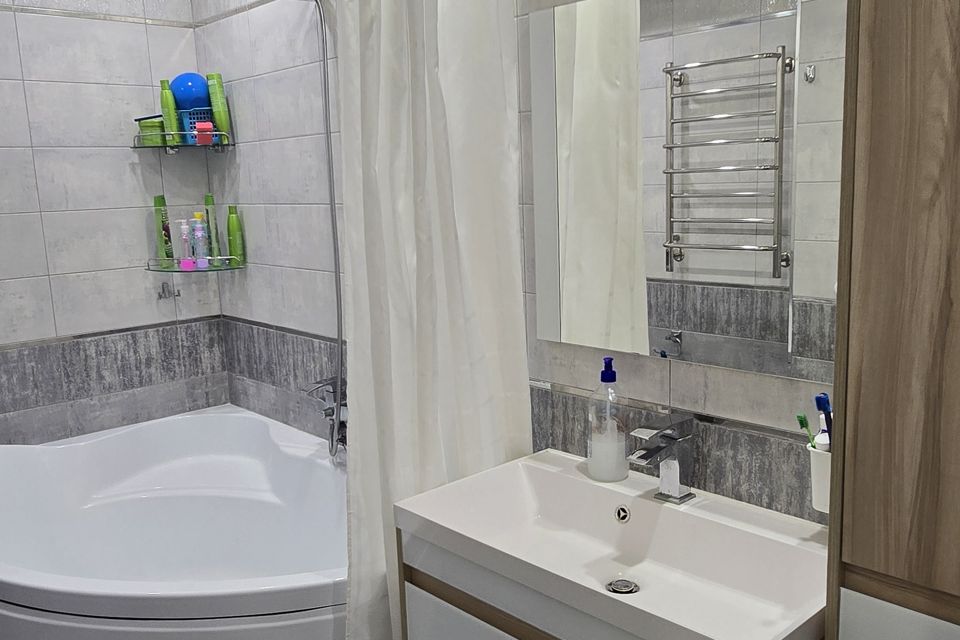Продаётся 3-комнатная квартира, 78.4 м²