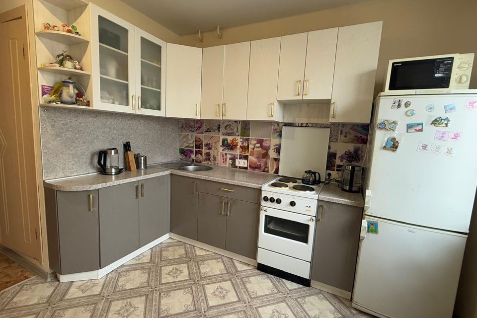 Продаётся 3-комнатная квартира, 63.6 м²