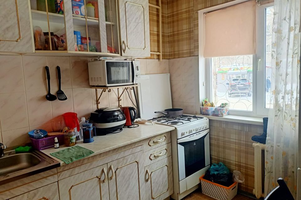 Продаётся 3-комнатная квартира, 59.4 м²