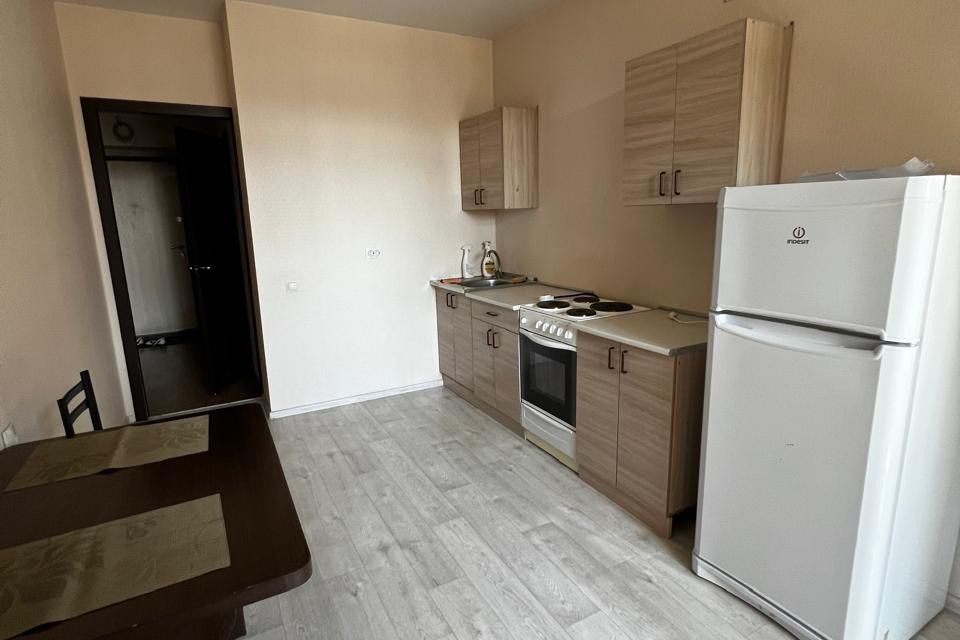 Сдаётся 1-комнатная квартира, 39 м²