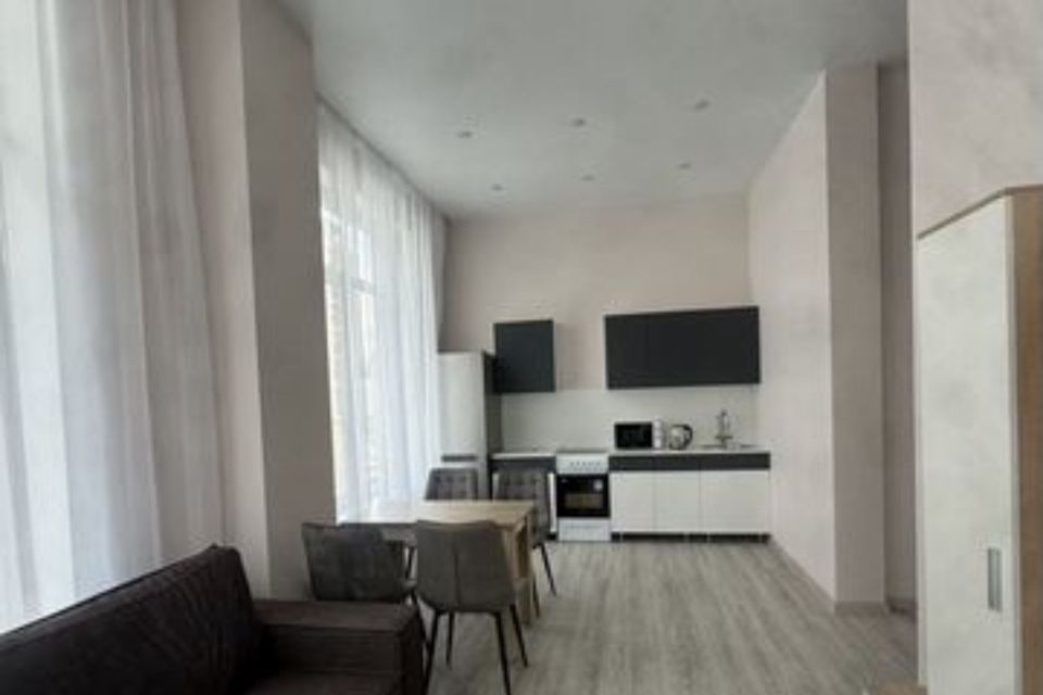 Сдаётся 2-комнатная квартира, 64 м²