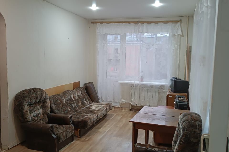 Продаётся 2-комнатная квартира, 42.8 м²