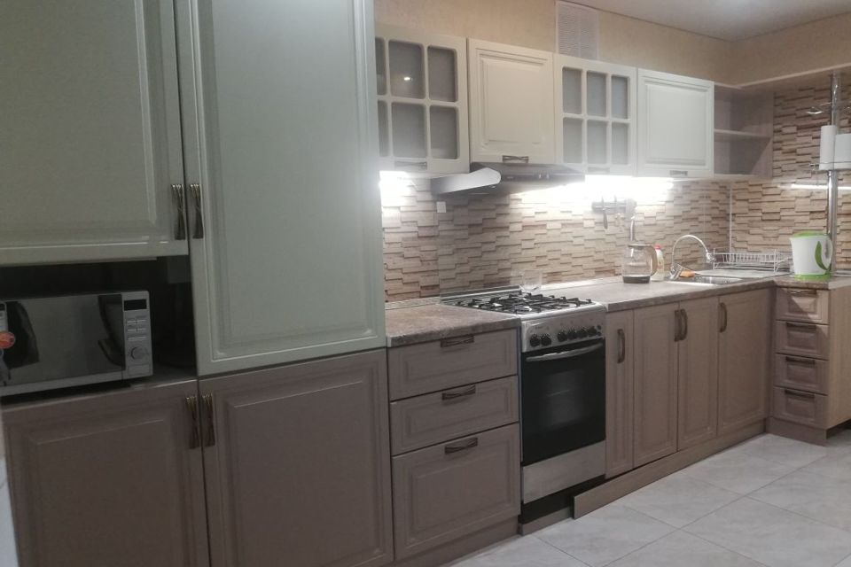 Сдаётся 1-комнатная квартира, 50 м²