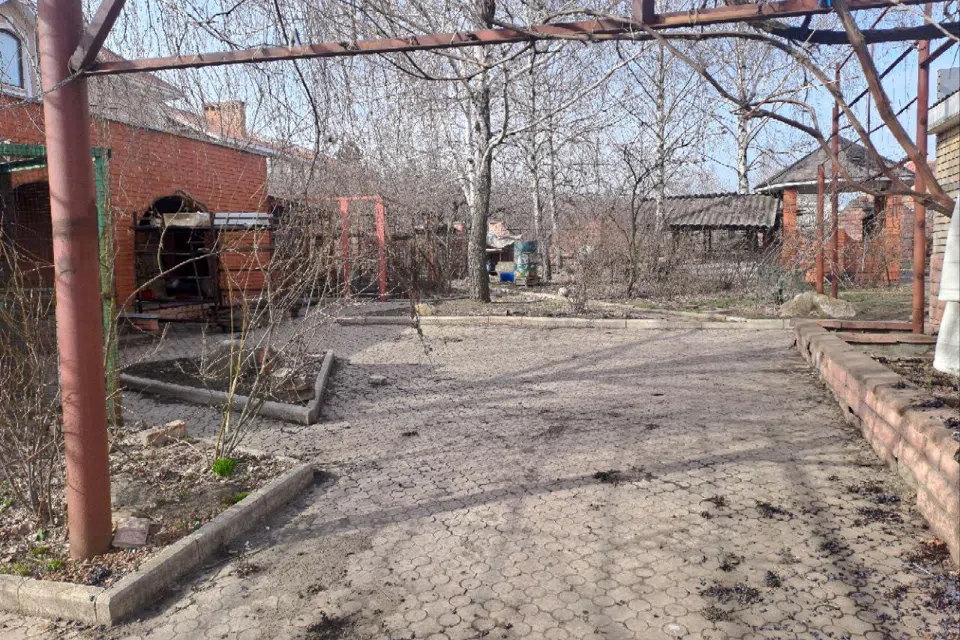 Продаётся 2-этажный дом, 290 м²