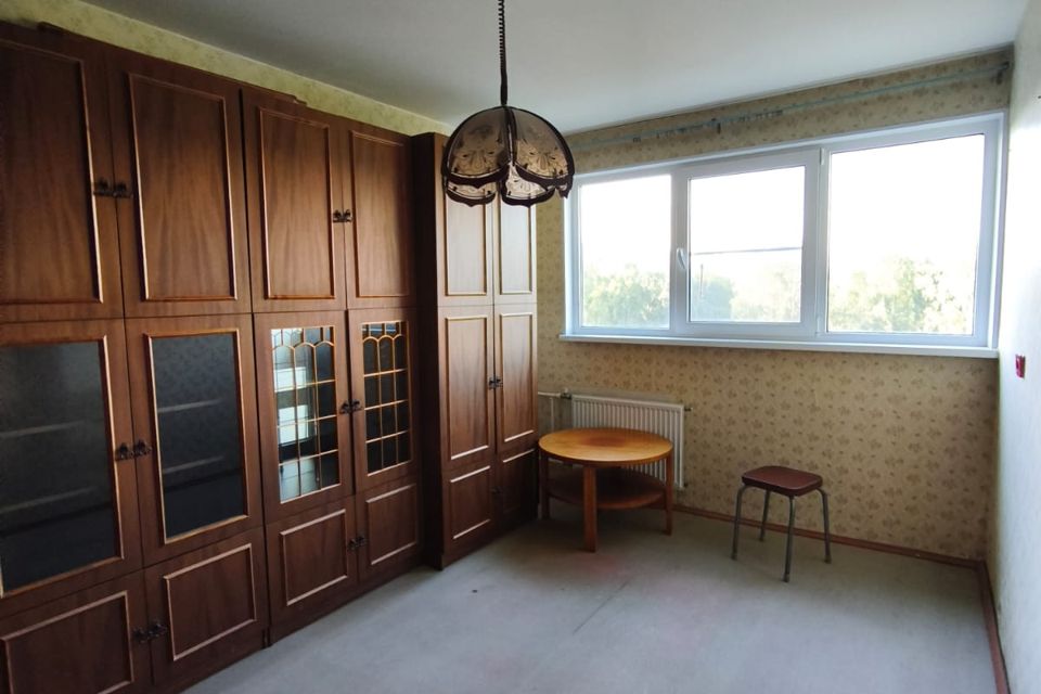 Продаётся 3-комнатная квартира, 60.5 м²