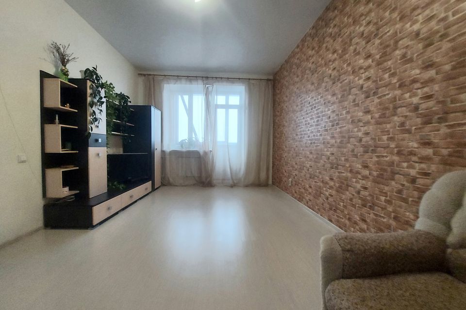 Продаётся 1-комнатная квартира, 44 м²