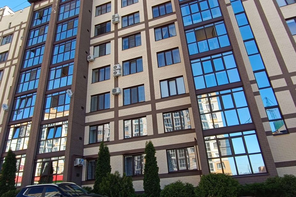 Продаётся 1-комнатная квартира, 42 м²