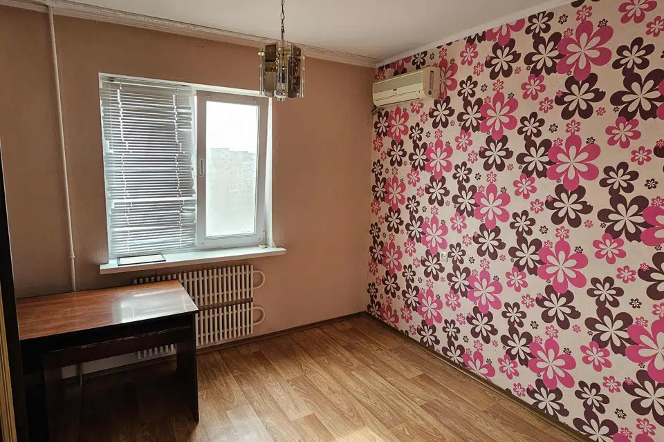 Продаётся 4-комнатная квартира, 85 м²