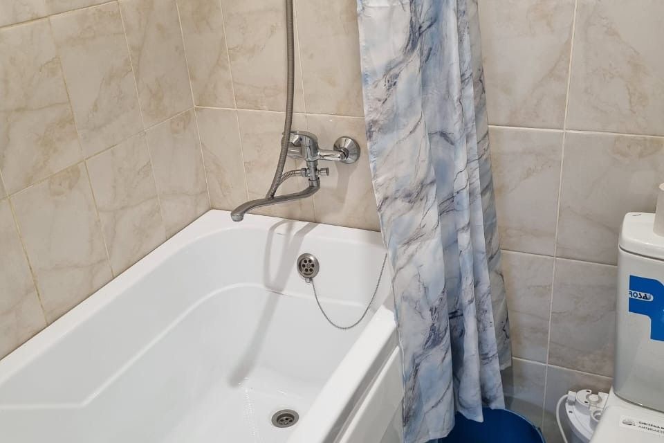 Продаётся комната в 1-комн. квартире, 13 м²