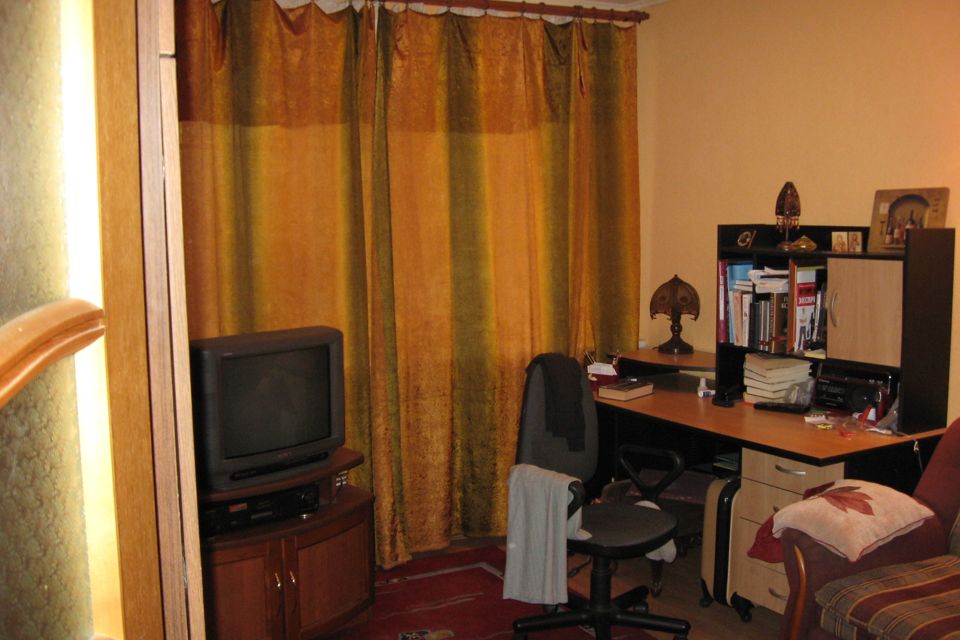 Продаётся 1-комнатная квартира, 60 м²