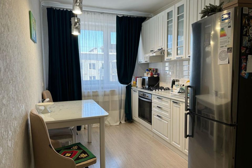 Продаётся 3-комнатная квартира, 61.5 м²