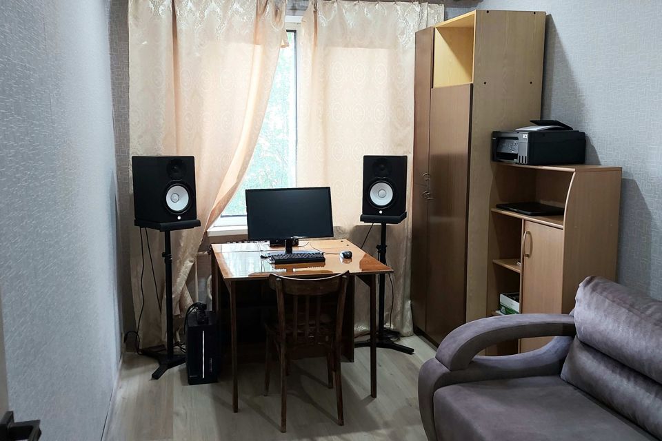 Продаётся 3-комнатная квартира, 60.6 м²