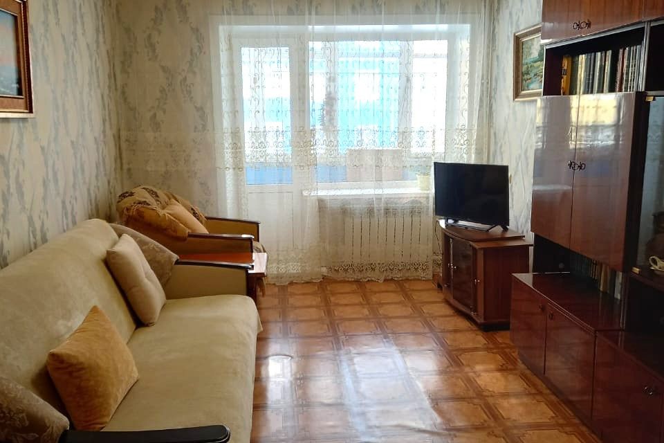 Продаётся 3-комнатная квартира, 58.5 м²