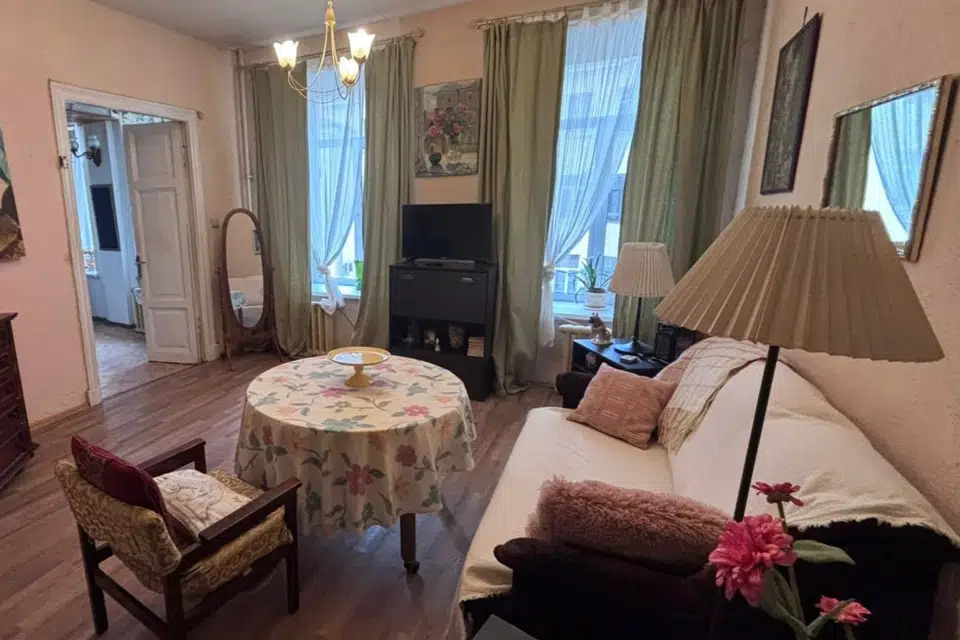 Продаётся 3-комнатная квартира, 77 м²