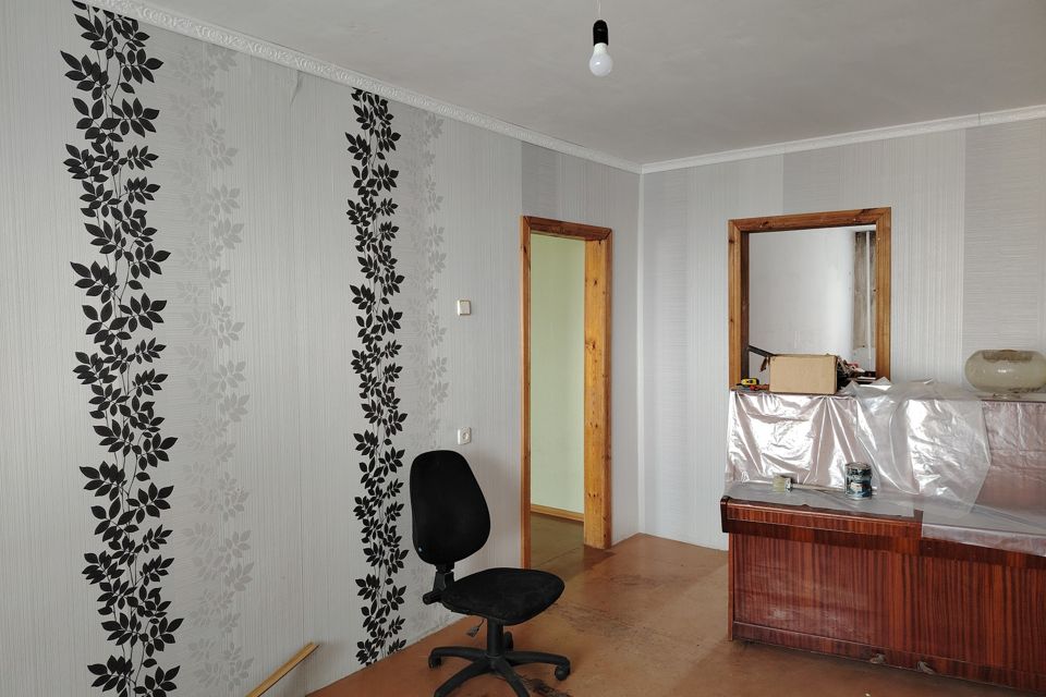 Продаётся 4-комнатная квартира, 90 м²