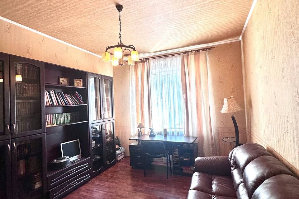 Продаётся 3-этажный дом, 311.5 м²