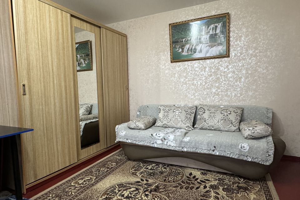 Продаётся 3-комнатная квартира, 55.6 м²