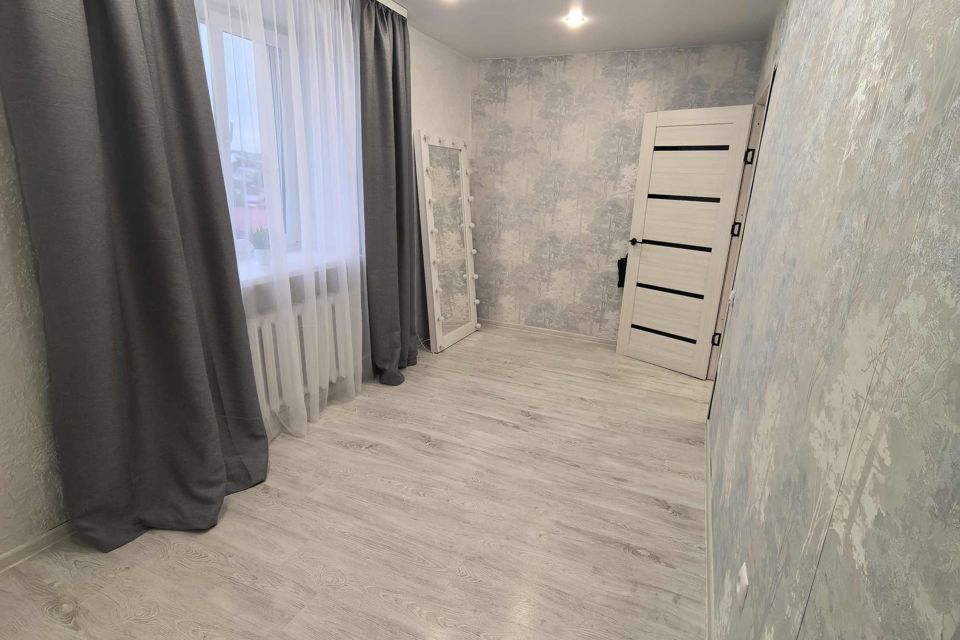Продаётся 3-комнатная квартира, 50.9 м²