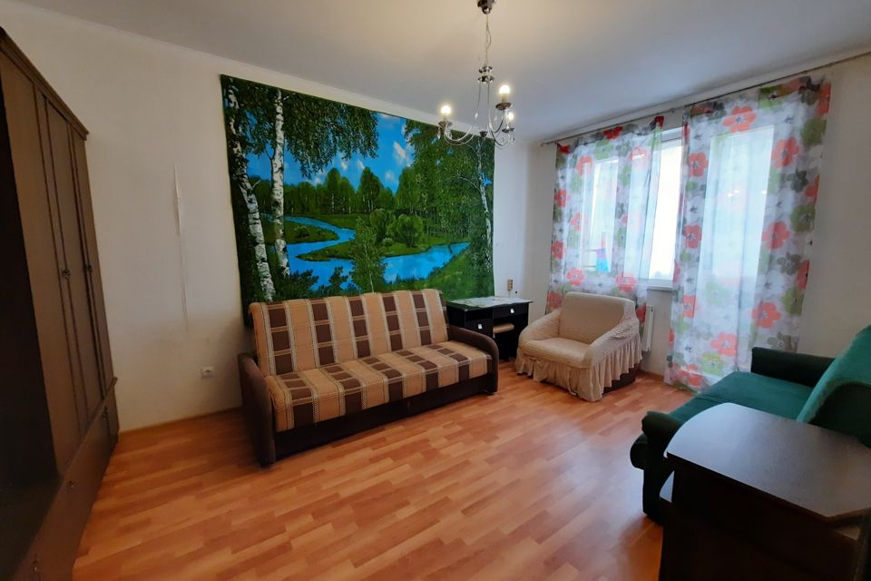 Сдаётся 1-комнатная квартира, 40 м²