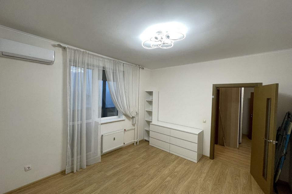 Продаётся 1-комнатная квартира, 35.3 м²