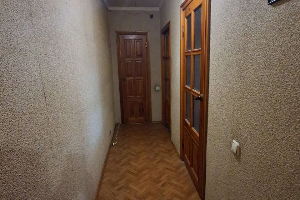 Продаётся 3-комнатная квартира, 67.9 м²