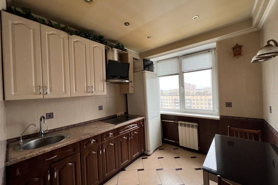 Продаётся 3-комнатная квартира, 60.7 м²