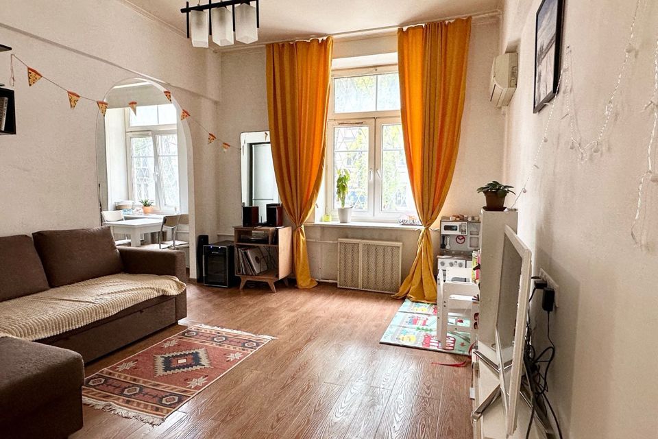Продаётся 2-комнатная квартира, 57.1 м²
