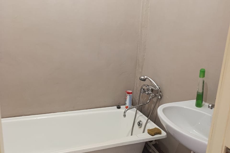 Продаётся 2-комнатная квартира, 65.4 м²