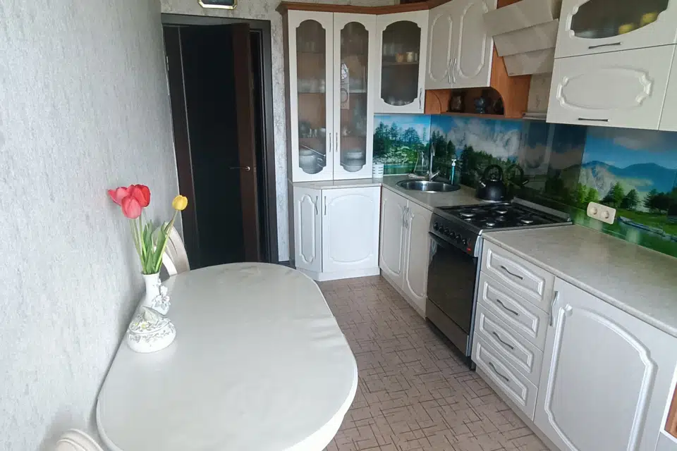 Продаётся 3-комнатная квартира, 60.2 м²