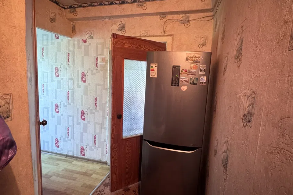Продаётся 3-комнатная квартира, 43 м²