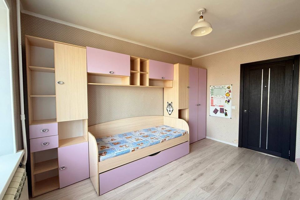 Продаётся 3-комнатная квартира, 59.7 м²