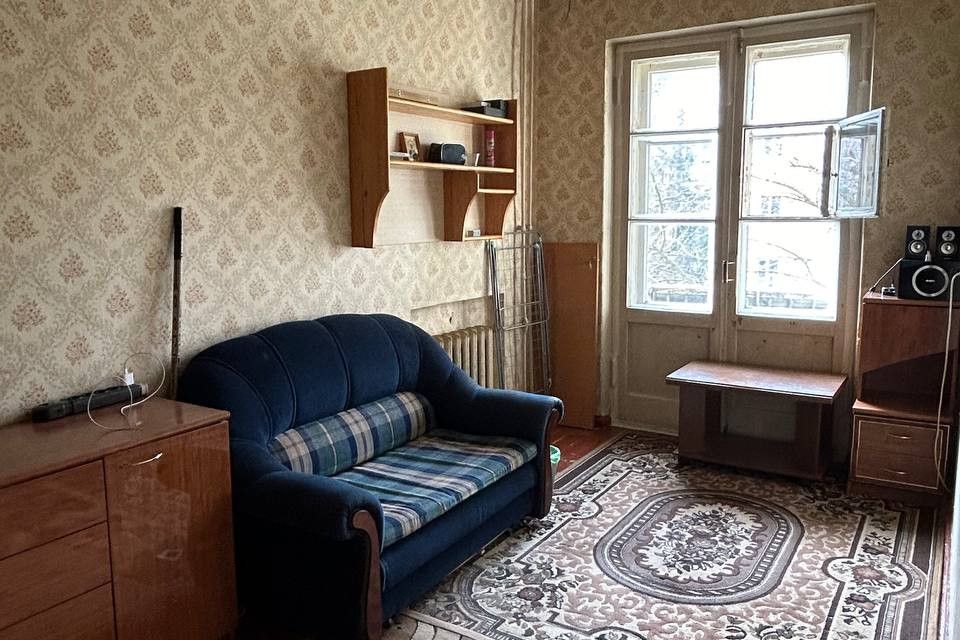 Продаётся 4-комнатная квартира, 97.6 м²
