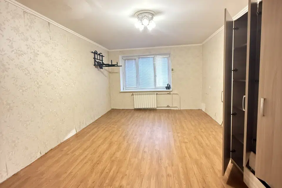 Продаётся 3-комнатная квартира, 102 м²