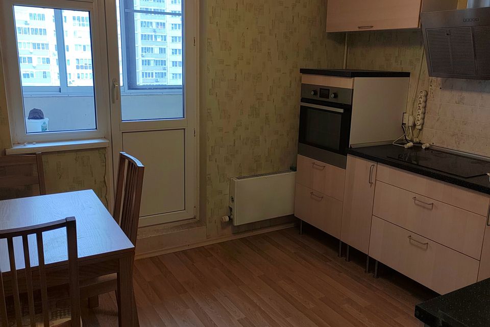 Продаётся 3-комнатная квартира, 81.8 м²