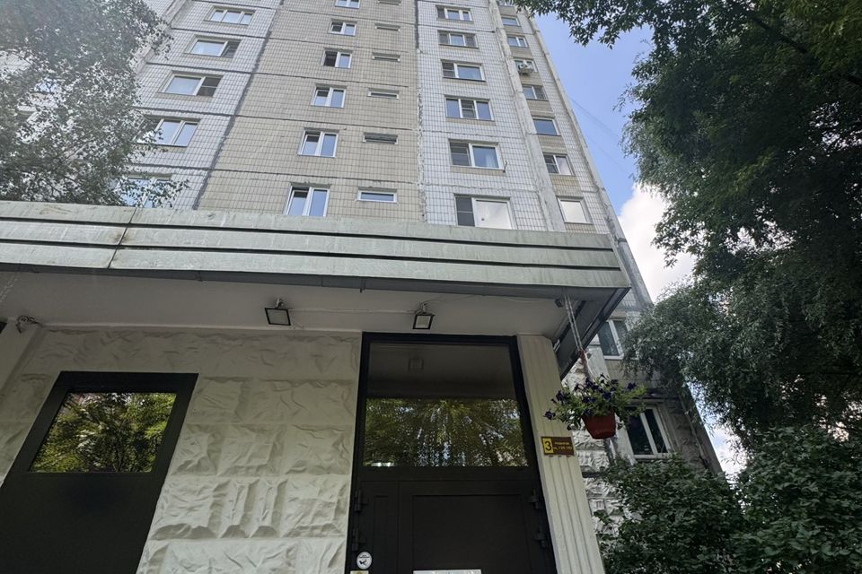 Продаётся 1-комнатная квартира, 37.6 м²