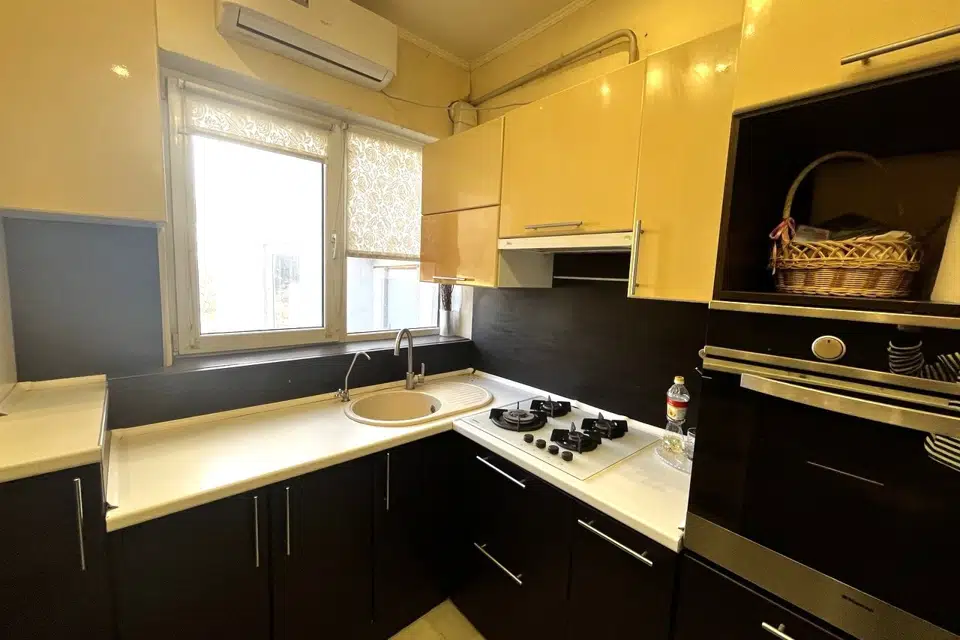 Продаётся 3-этажный дом, 235 м²